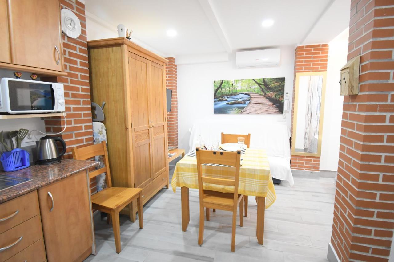 Jara Apartments ! Малага Екстер'єр фото