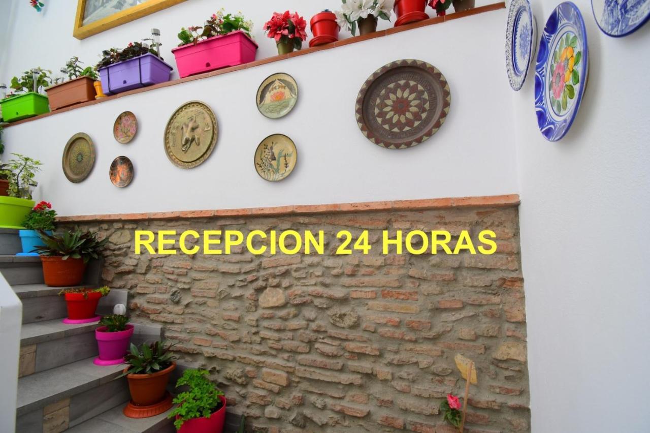 Jara Apartments ! Малага Екстер'єр фото
