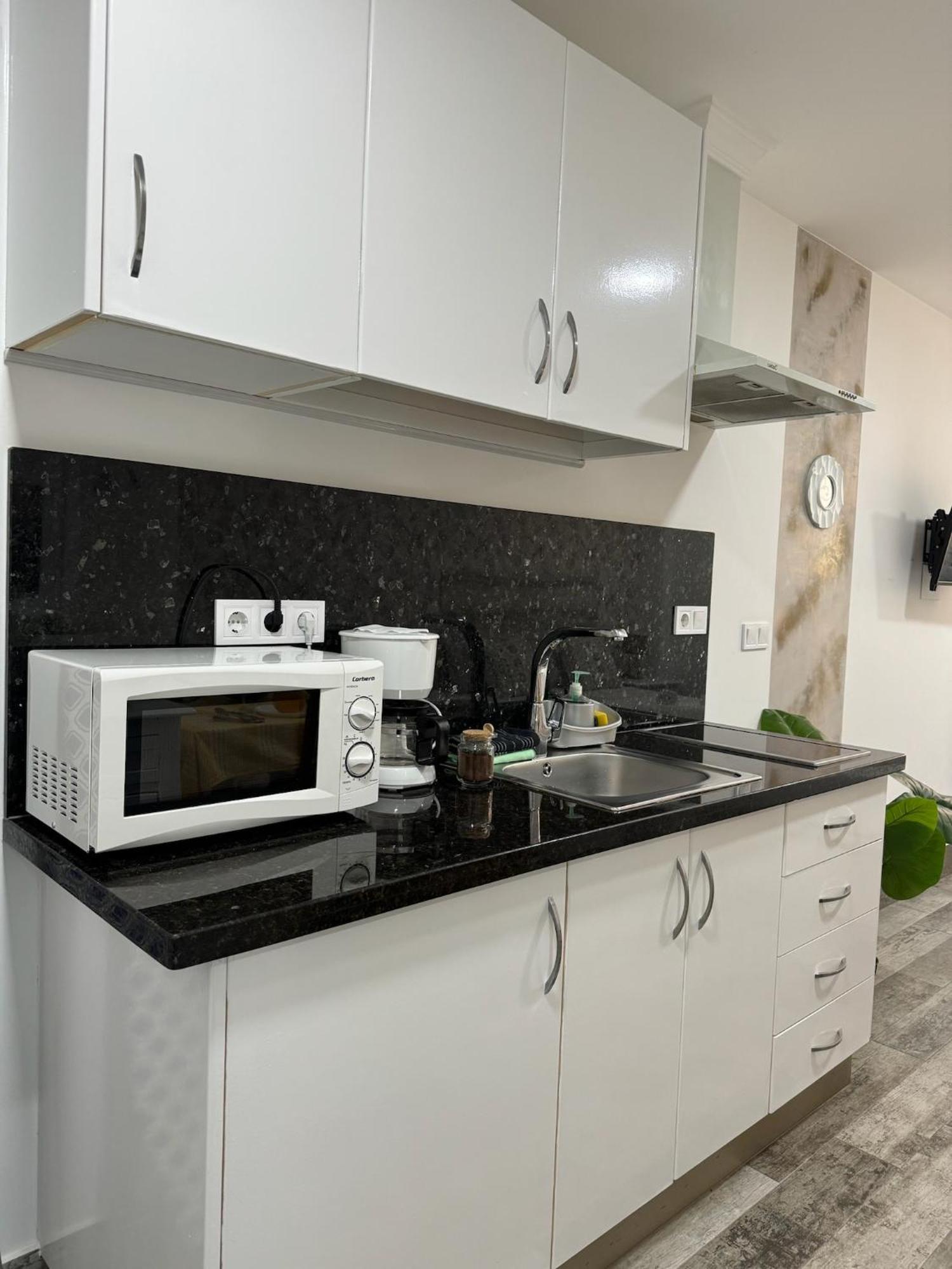 Jara Apartments ! Малага Екстер'єр фото
