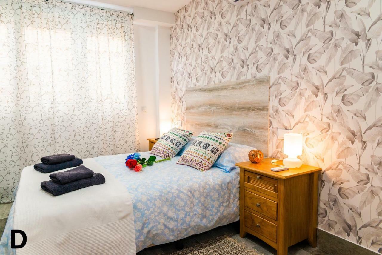 Jara Apartments ! Малага Екстер'єр фото